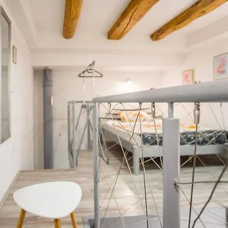 Apartmán Apartma N'poznam Tobacna