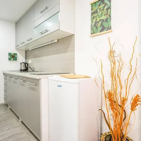 Apartma N'poznam Tobacna Apartmán *
