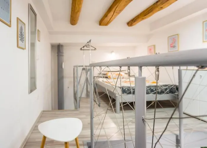 Appartamento Apartma N'poznam Tobacna