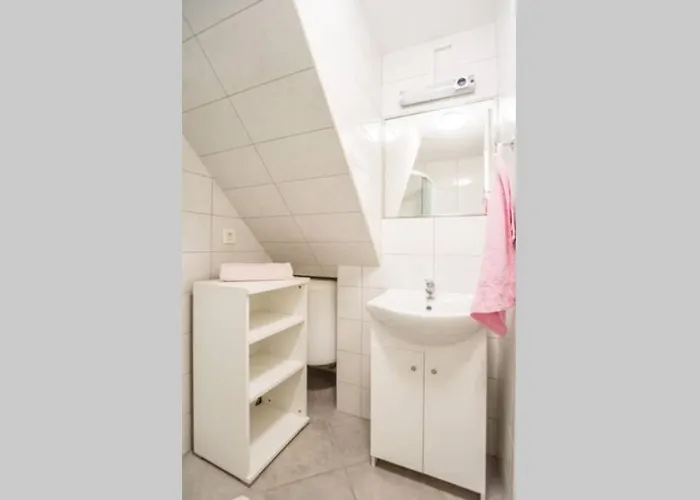 Appartamento Apartma N'poznam Tobacna *